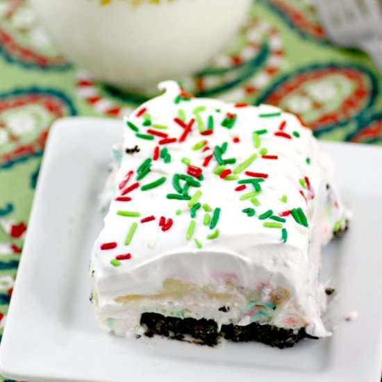 Christmas dessert lasagna - Recipe photo by easymommeals