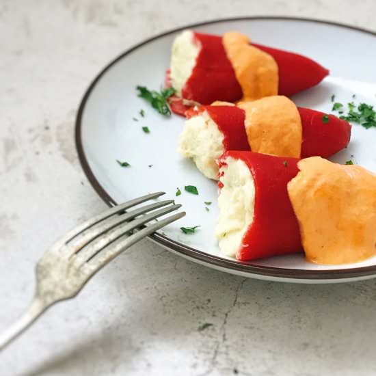 Peppers stuffed with cod in Thermom - Recipe photo by deliciousspanishfood