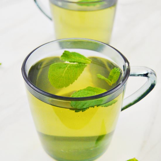 Fresh Mint Tea - Recipe photo by Flavours Treat