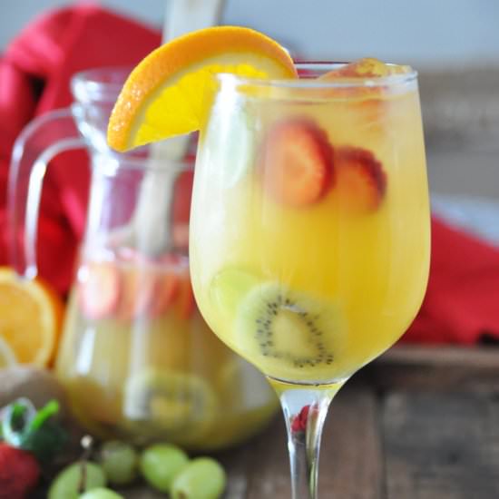 Spanish Cava Sangria Recipe - Recipe photo by Spain on a Fork