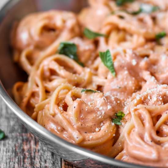 Tomato Alfredo Sauce - Recipe photo by A Seasoned Greeting