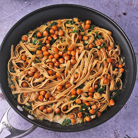 Chickpea pasta sauce - Recipe photo by veganwithgusto