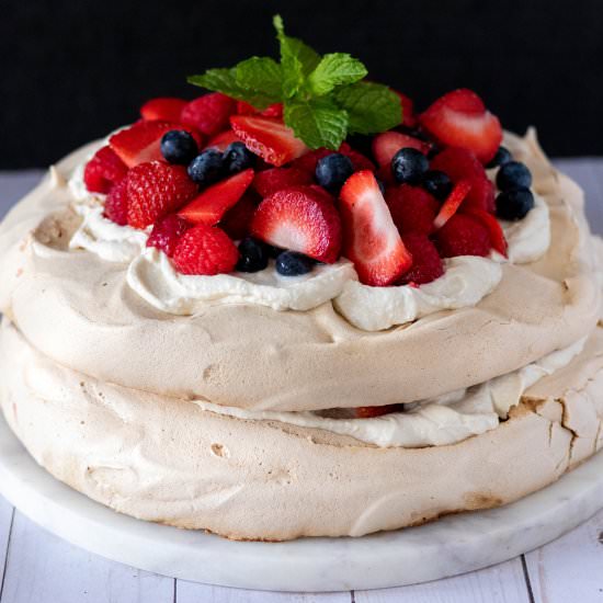 Vegan Meringue Cake - Recipe photo by 86Eats