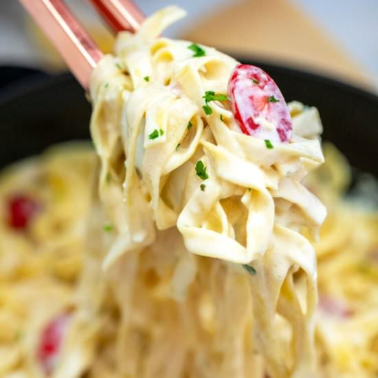 One Pot Garlic Parmesan Pasta - Recipe photo by 30minutesmeals