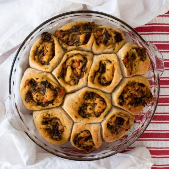 Vegan Pizza Scrolls - Recipe photo by nothangryanymore
