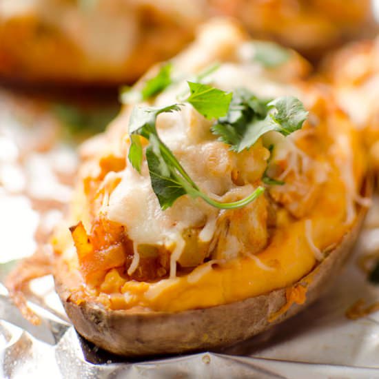 Twice Baked Buffalo Chicken Potatoe - Recipe photo by The Creative Bite
