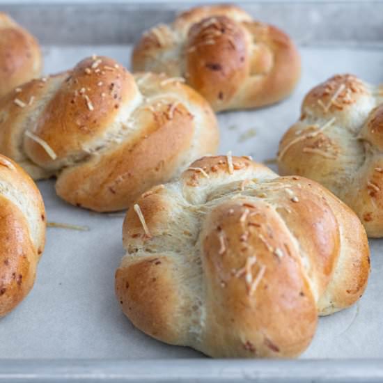 Garlic Parmesan Wheat Twists - Recipe photo by Aredspatula