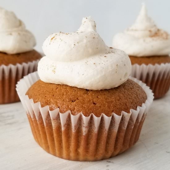 Gingerbread cupcakes - Recipe photo by amandacooksandstyles