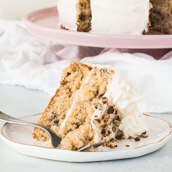 Easy Hummingbird Cake - Recipe photo by theitsybitsykitchen