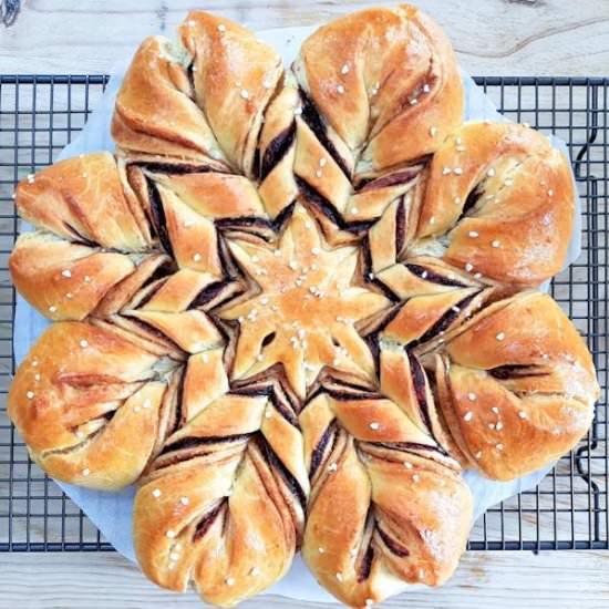 cinnamon twist star - Recipe photo by Cuisine Fiend