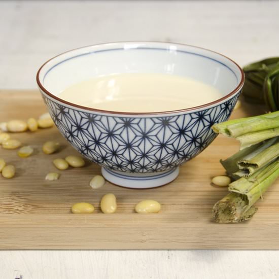 Soya Bean Milk - Recipe photo by Hungry PeePor