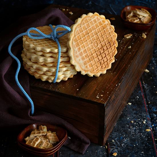 Feta waffle crackers - Recipe photo by denisav