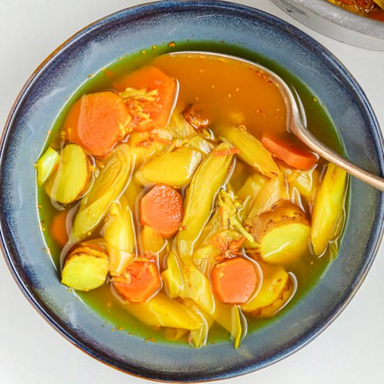 SWEET POTATO LEEKS SOUP - Recipe photo by FOOD HEAL