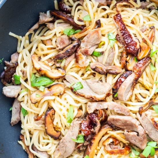 E-Fu Noodles with Roast Duck - Recipe photo by WokandKin