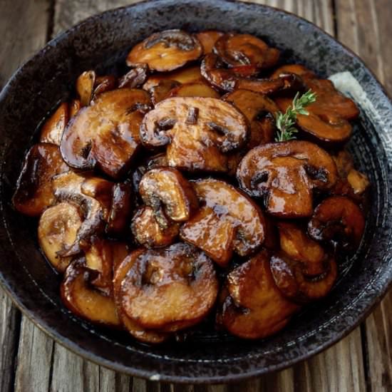 Sherry Mushrooms - Recipe photo by cookingontheweekends