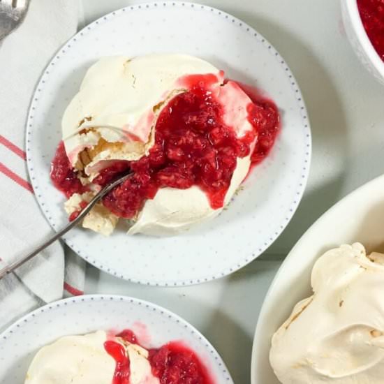 Vanilla Meringue Cookies - Recipe photo by LifesLittleSweets