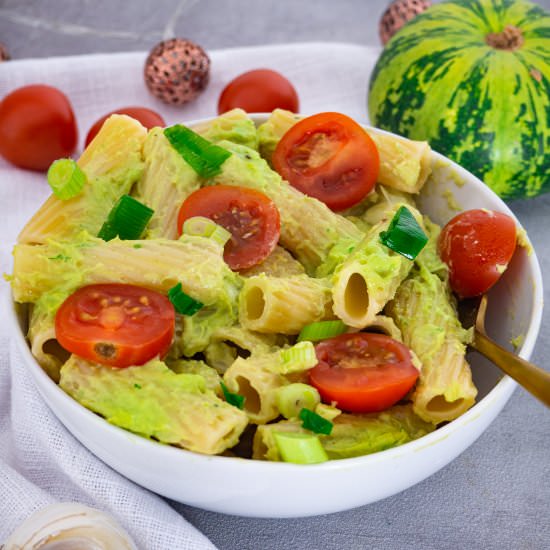 Easy Avocado Pesto with Pasta - Recipe photo by plantifulheart
