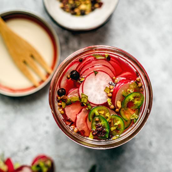 spicy quick pickled radishes - Recipe photo by killingthyme