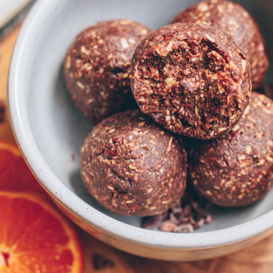 Orange Chocolate Energy Balls - Recipe photo by healthienut