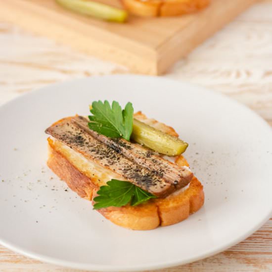 Vegan Russian Sprat Toast - Recipe photo by slavicvegan