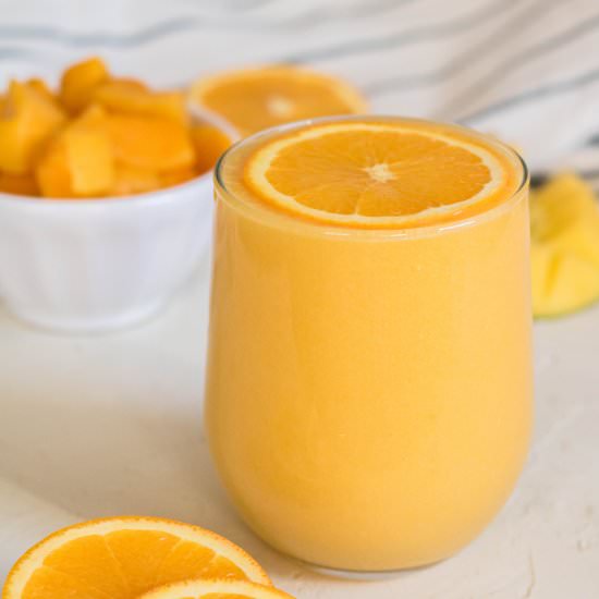 Vitamin C orange mango smoothie - Recipe photo by lifestyleofafoodie