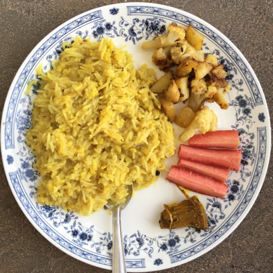 Potato Cauliflower Stir Fry - Recipe photo by steamingpot