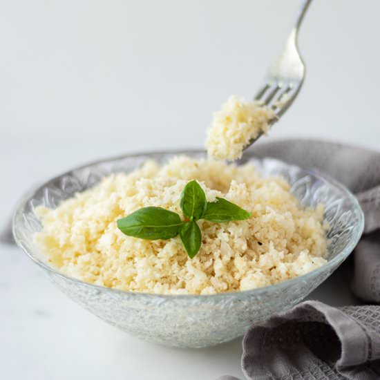 How To Make Cauliflower Rice - Recipe photo by claudiacanu