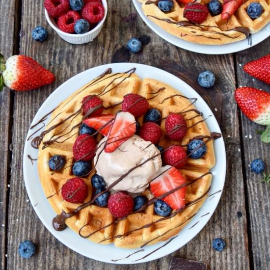 Waffles with chocolate and berries - Recipe photo by theveganharmony