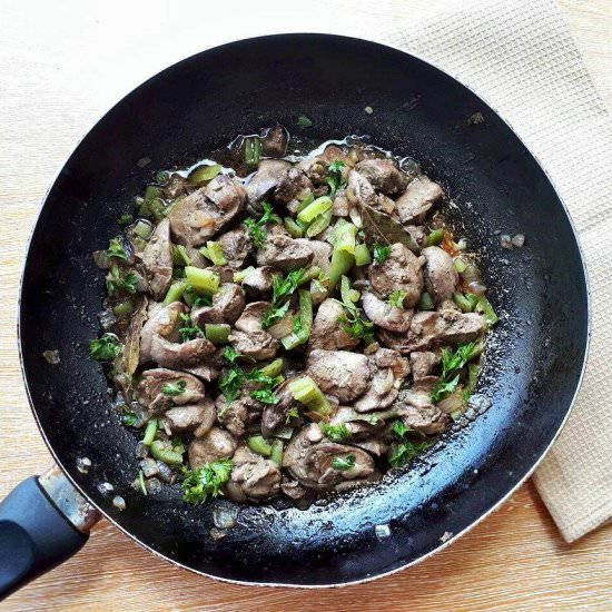 Asian Style Sauteed Chicken Liver - Recipe photo by saodeh