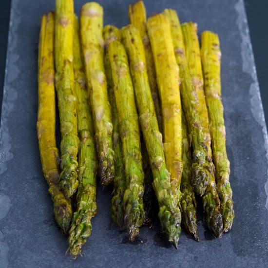 Easy Roasted Asparagus - Recipe photo by Cuts and Crumbles