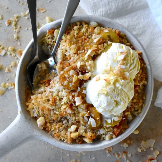 Banana Macadamia Nut Crisp - Recipe photo by toopreciousforprocessed