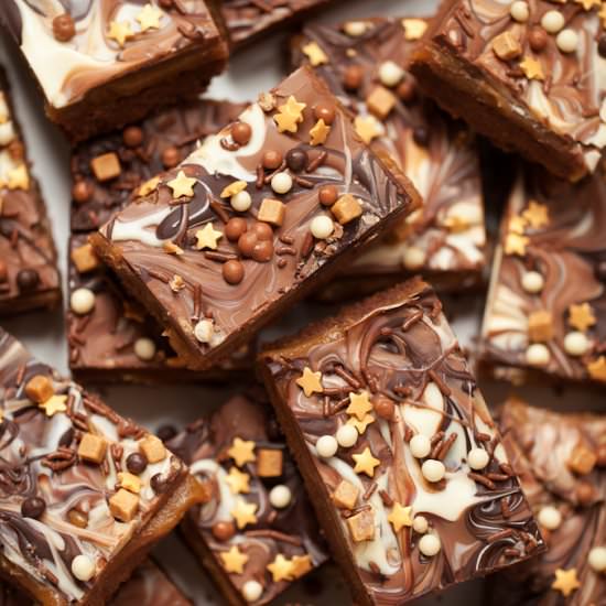 Chocolate Caramel Shortbread Bars - Recipe photo by littlesugarsnaps