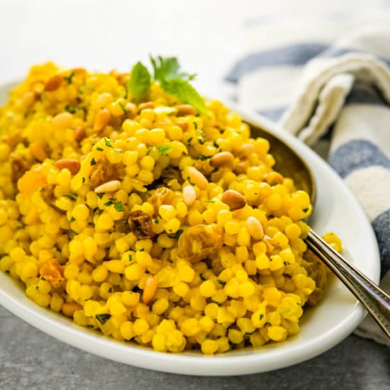 Healthy Turmeric Pearl Couscous - Recipe photo by garlic and zest