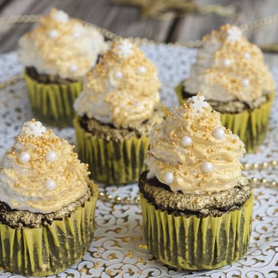 Super Fudgy Vegan Brownie Cupcakes - Recipe photo by MyPurePlants