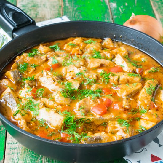 Hake with Stewed Tomato - Recipe photo by niftyrecipe