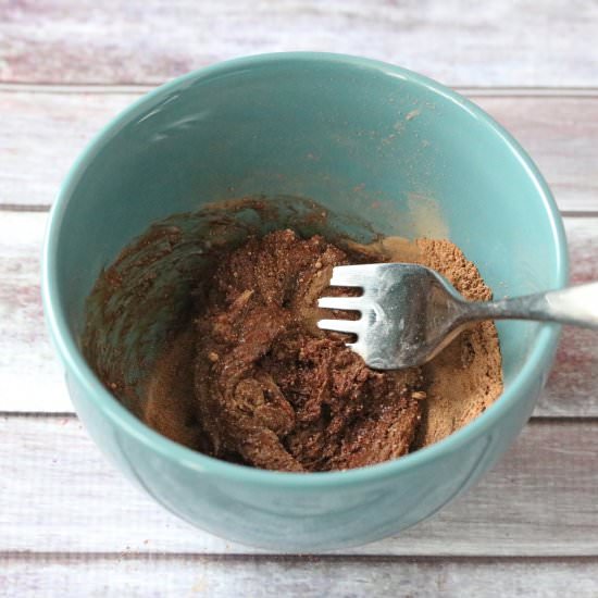 Healthy Chocolate Frosting - Recipe photo by Fitasamamabear