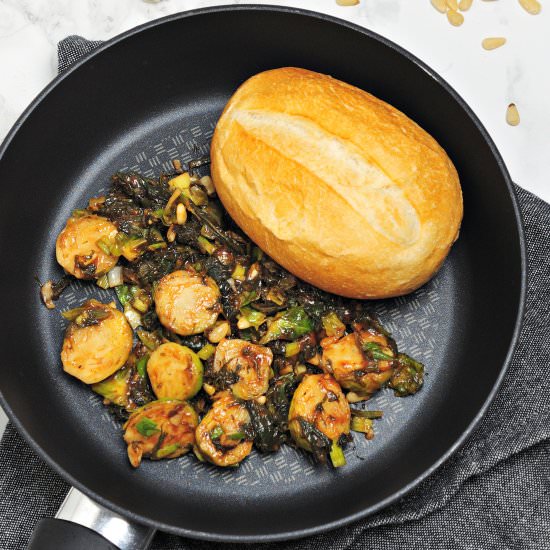 Green stew with Brussels sprouts - Recipe photo by rabarbarowo
