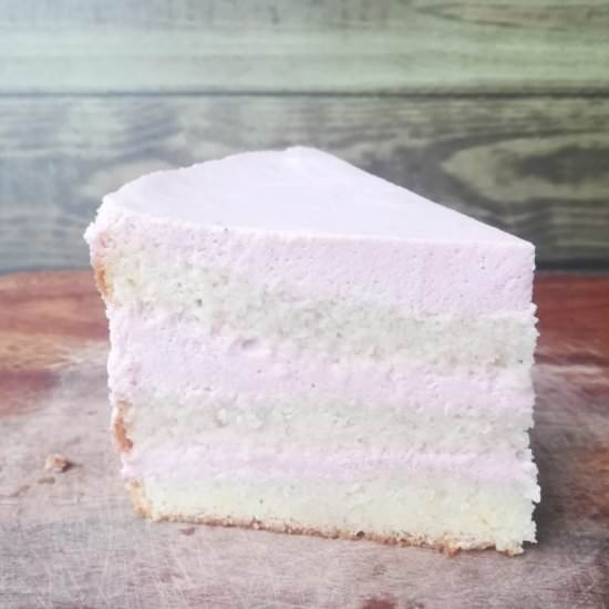 Strawberry bavarian cream cake - Recipe photo by Flours n frostings