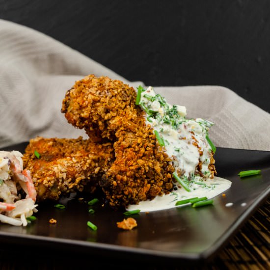 Fried chicken blue-cheese sauce - Recipe photo by InJohnnysKitchen