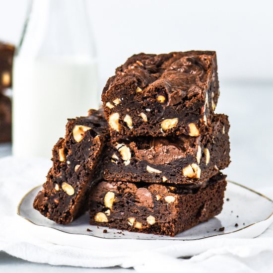 Chocolate Hazelnut Brownies - Recipe photo by theitsybitsykitchen