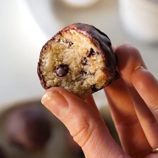 Salted & Coated Cookie Dough Bites - Recipe photo by thetruespoon