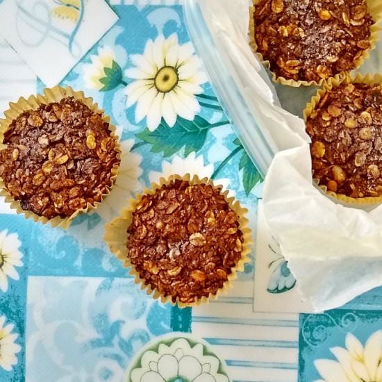 Banana Cacao Oatmeal Cups Muffins - Recipe photo by escapetofood