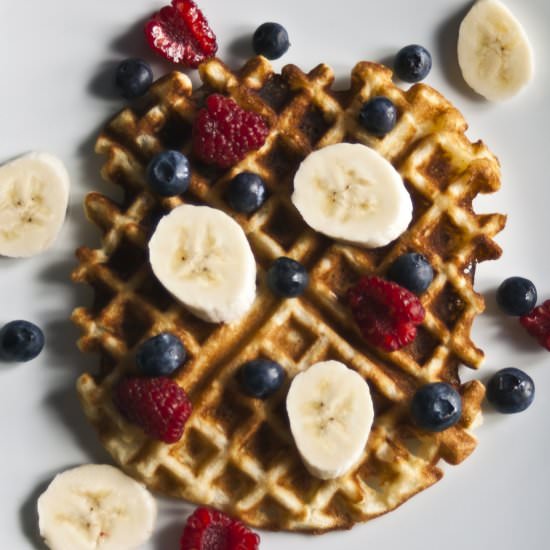 Delicious Homemade Crispy Waffles - Recipe photo by RaspberriesAndKohlrabi
