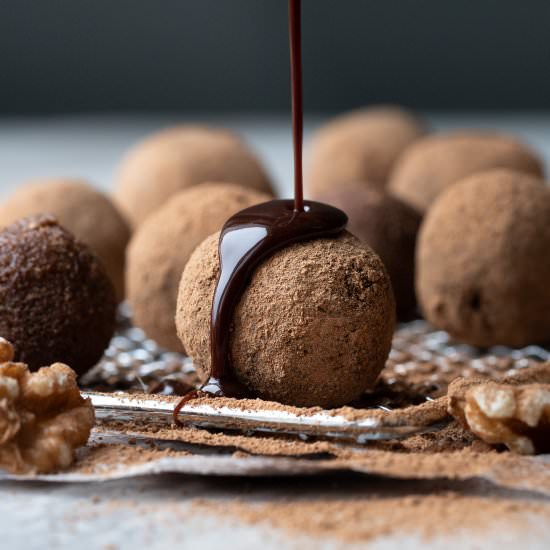 15 minute No Bake Energy Bite - Recipe photo by AtMyTable
