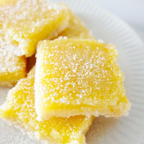 Easy Lemon Bars - Recipe photo by flakybakers