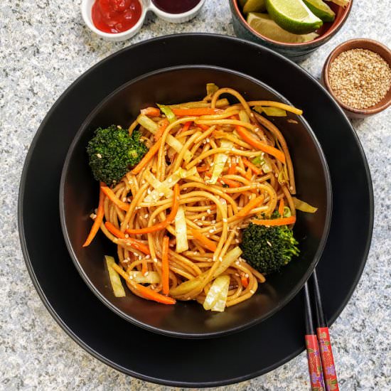 Vegetable lo mein Noodles - Recipe photo by ProfusionCurry