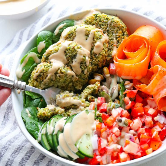 Healthy Baked Falafel Bowl - Recipe photo by Pinchmegood
