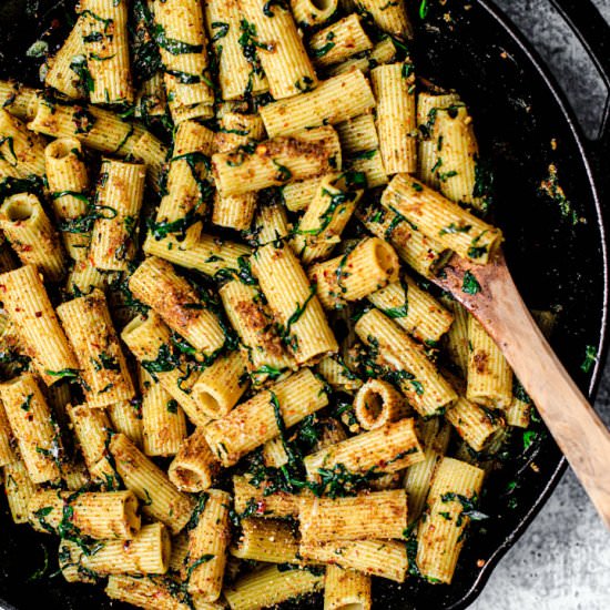 Garlicky Rigatoni + Spinach - Recipe photo by killingthyme