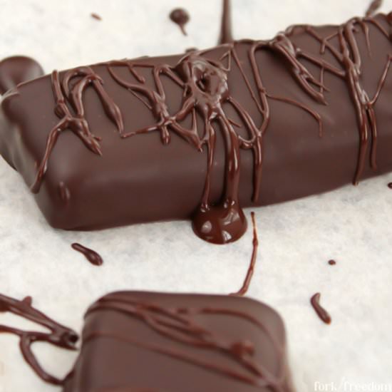 homemade twix bars (keto, GF) - Recipe photo by forkfreedom