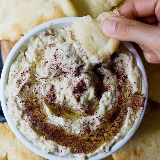 The Best Baba Ganoush Recipe - Recipe photo by unicorns in the kitchen